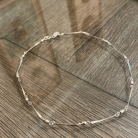 Vintage VENDOME Silver-tone Ball and twisted Bar Chain Necklace 16.25” - Picture 2 of 13